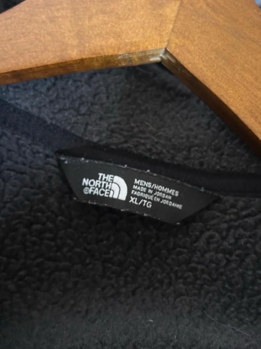 The North Face Men's Charcoal Gray Fleece Zip Vest